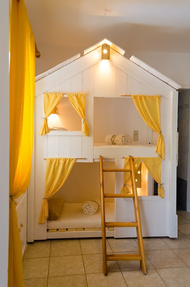 Marini Traditional Cottages — Aegina — photo 4