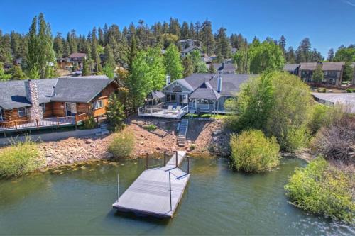 Boulder Bay Waterfront Breeze in Big Bear Lake, United States