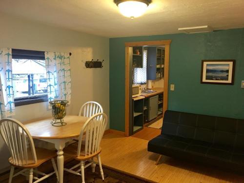 Flathead Lake Resort - photo 12