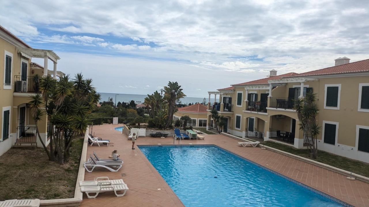 Portuguese Cliffside — hotel in Porches