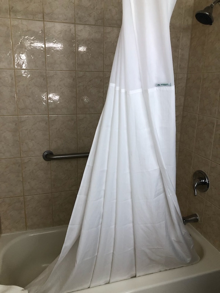 Howard Johnson by Wyndham Winter Haven FL - photo 41