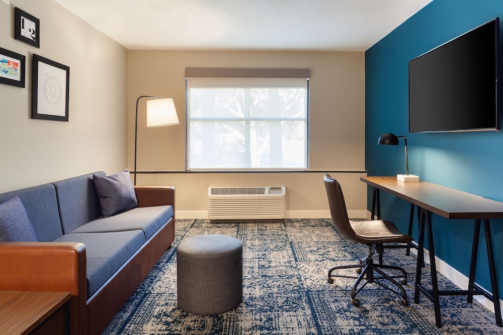 Four Points by Sheraton Orlando Convention Center - photo 11