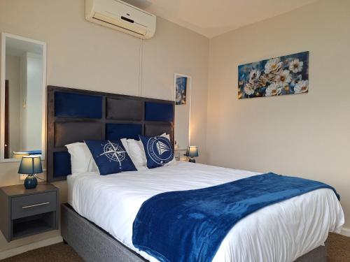 Rue's place — 4-Star Luxury Hotel in East London, South Africa