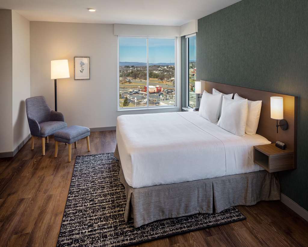 Hyatt Place Harrisonburg - photo 41