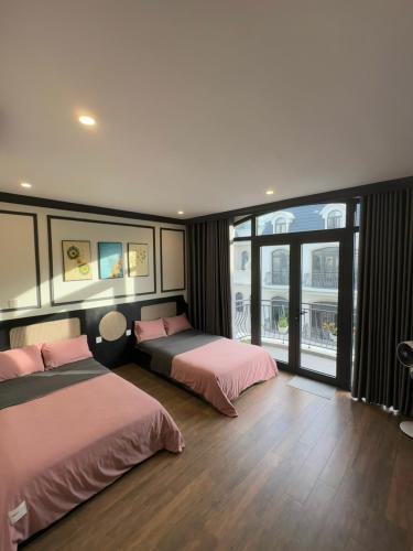 Phòng Đôi Ban Công cực chill in Hoa Binh, Vietnam