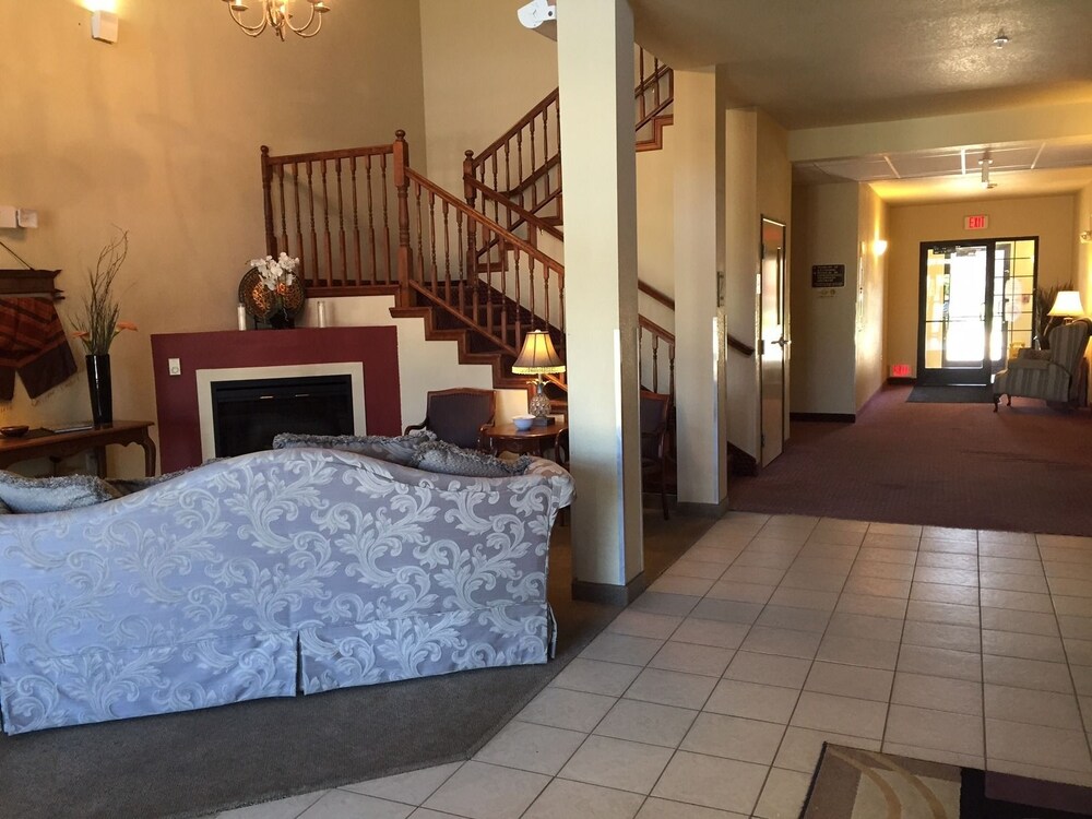 The Sterling Hotel and Extended Stay - photo 2