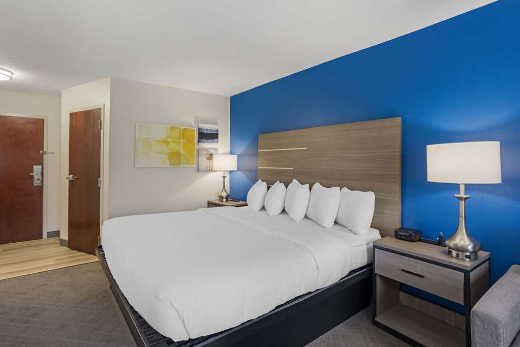 Comfort Inn & Suites Harrisburg Hershey North - photo 16