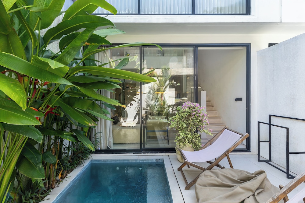Oasis Villa 9 by Betterplace — 4-Star Luxury Hotel in Canggu, Indonesia