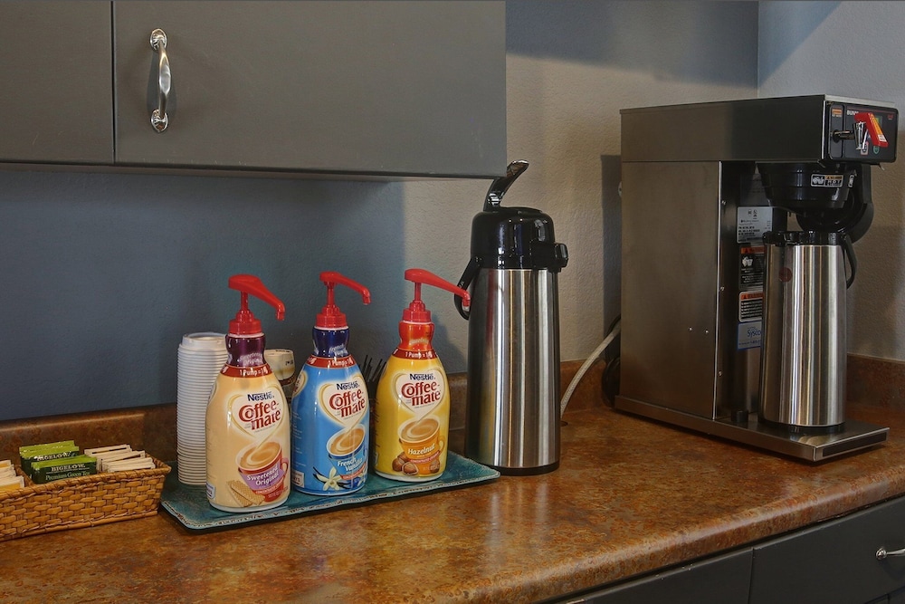 GreenTree Inn of Prescott Valley - photo 29