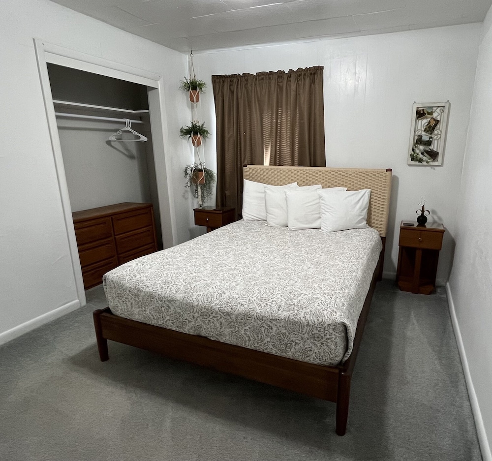 Cascade Motel - photo 3