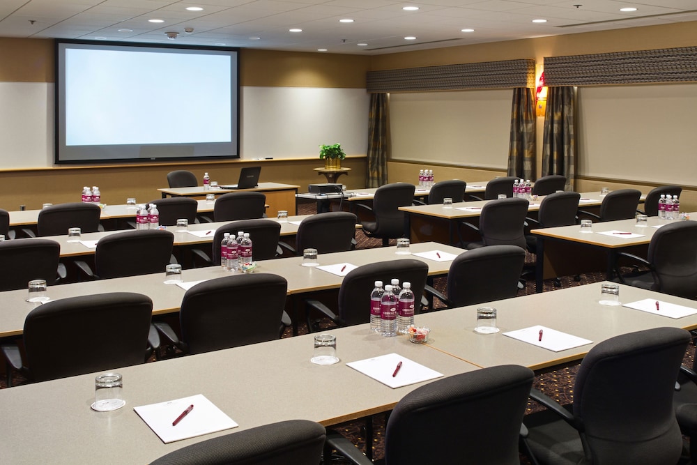 Crowne Plaza Minneapolis West by IHG - photo 76