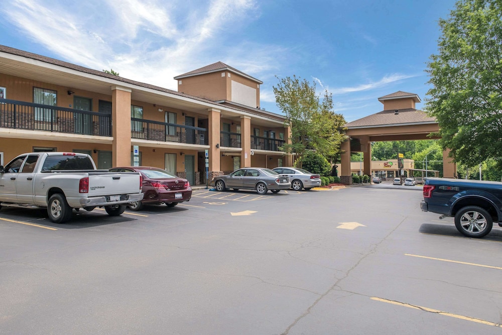Quality Inn & Suites Rockingham — hotel in Rockingham