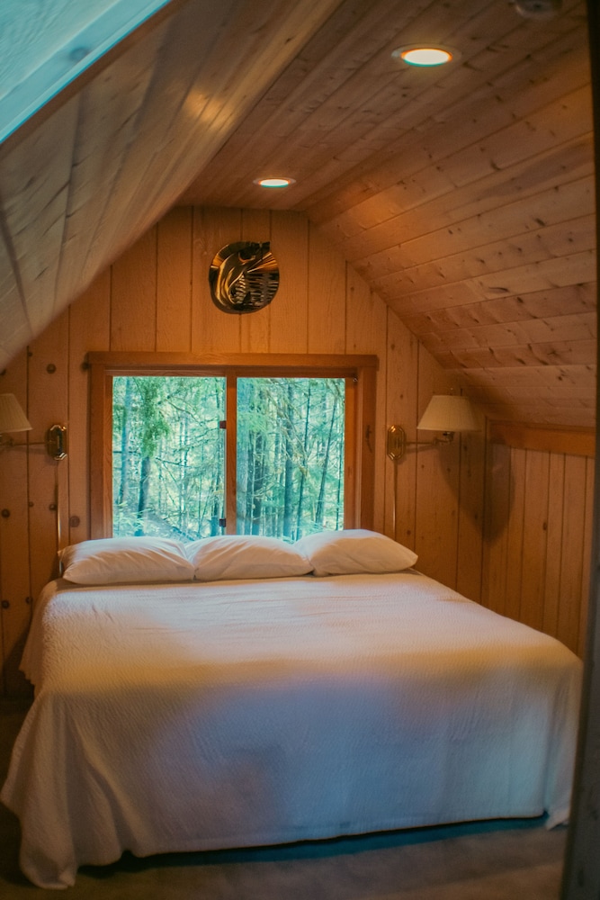 Steamboat Inn - photo 7