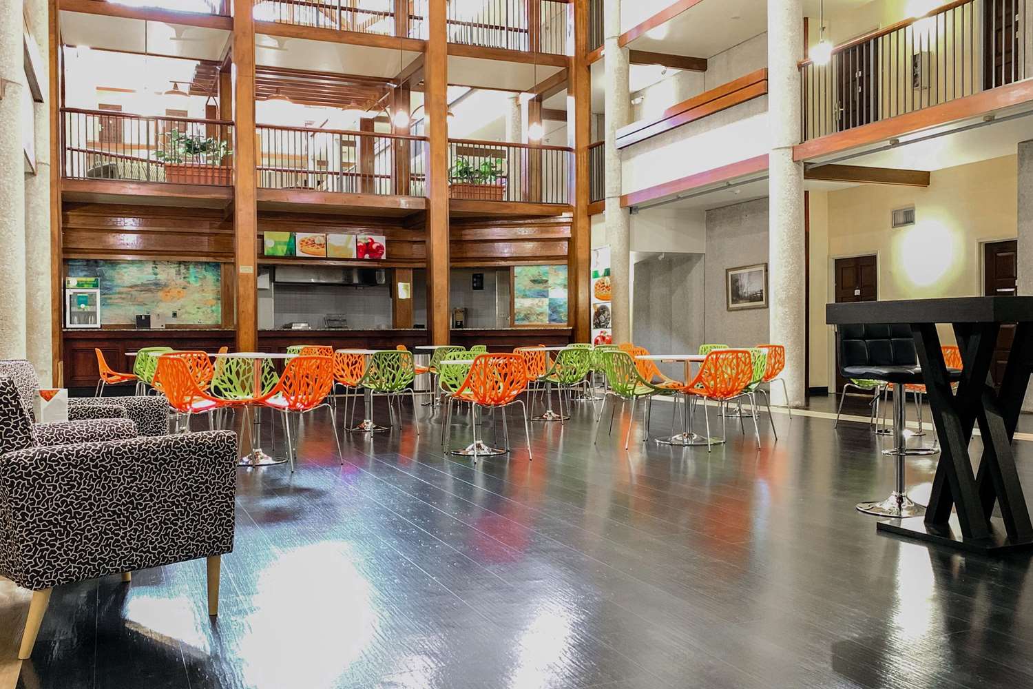 Quality Inn and Suites Downtown North - photo 6