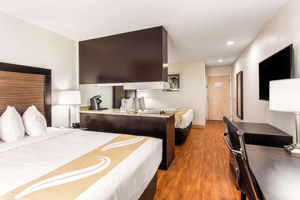 Quality Inn & Suites Myrtle Beach near Outlets - photo 13