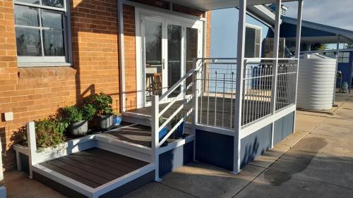 Bower's Crest - carbon neutral hotel in Kandos