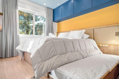 Apartamento Bellagio 2 Suítes e Piscina by Achei — 4-Star Luxury Hotel in Canela, Brasil