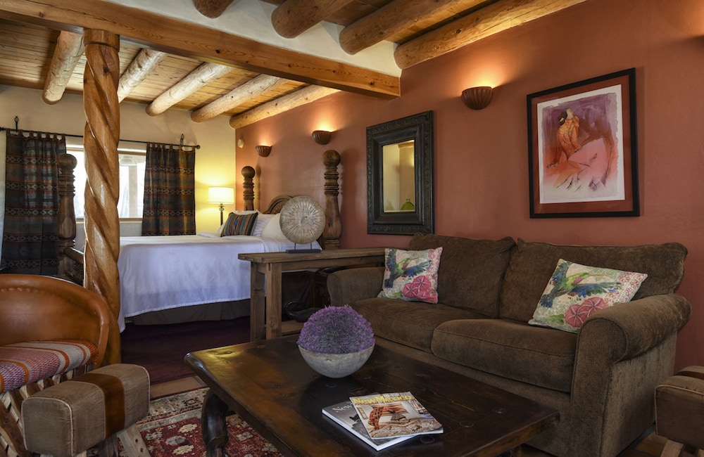 The Abiquiu Inn - photo 18