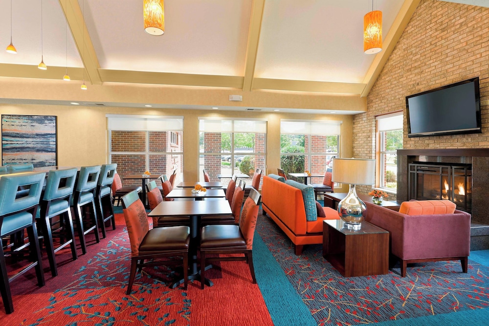 Residence Inn Cedar Rapids - photo 14