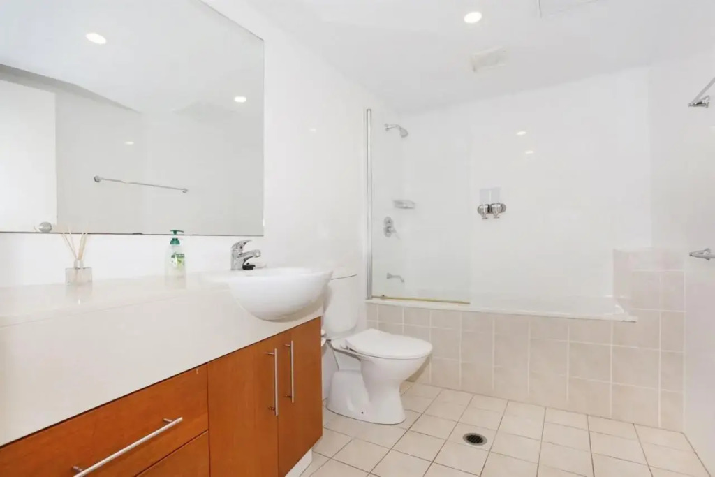 Unit 2 The Drift — 4-Star Luxury Hotel in Mudjimba, Australia