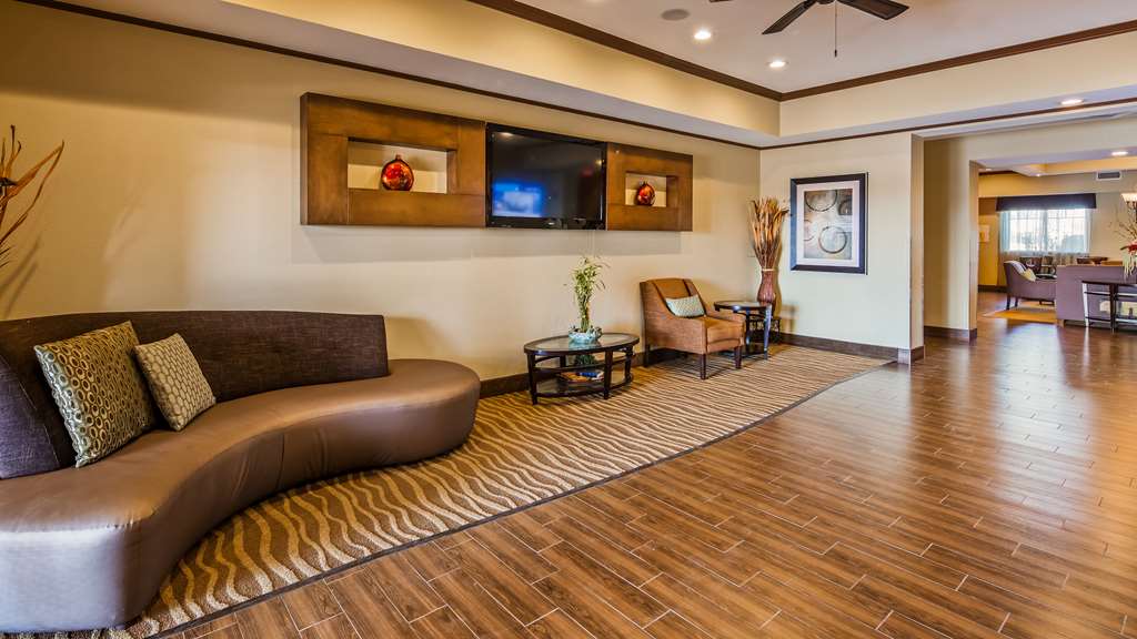 Best Western Plus Seminole Hotel & Suites - photo 5