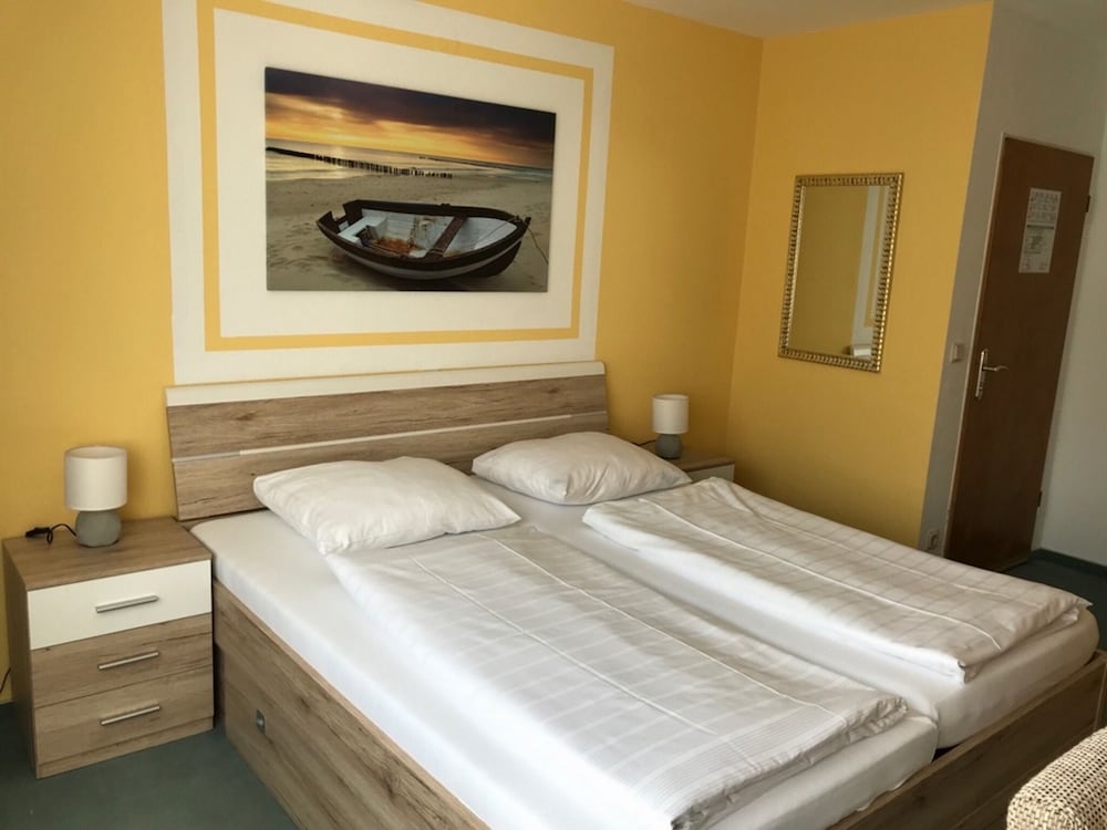 City Hotel Kaiserhof — hotel in Saarbruecken