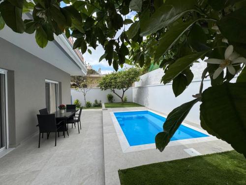 Caza pool Glyfada — Athens — photo 2