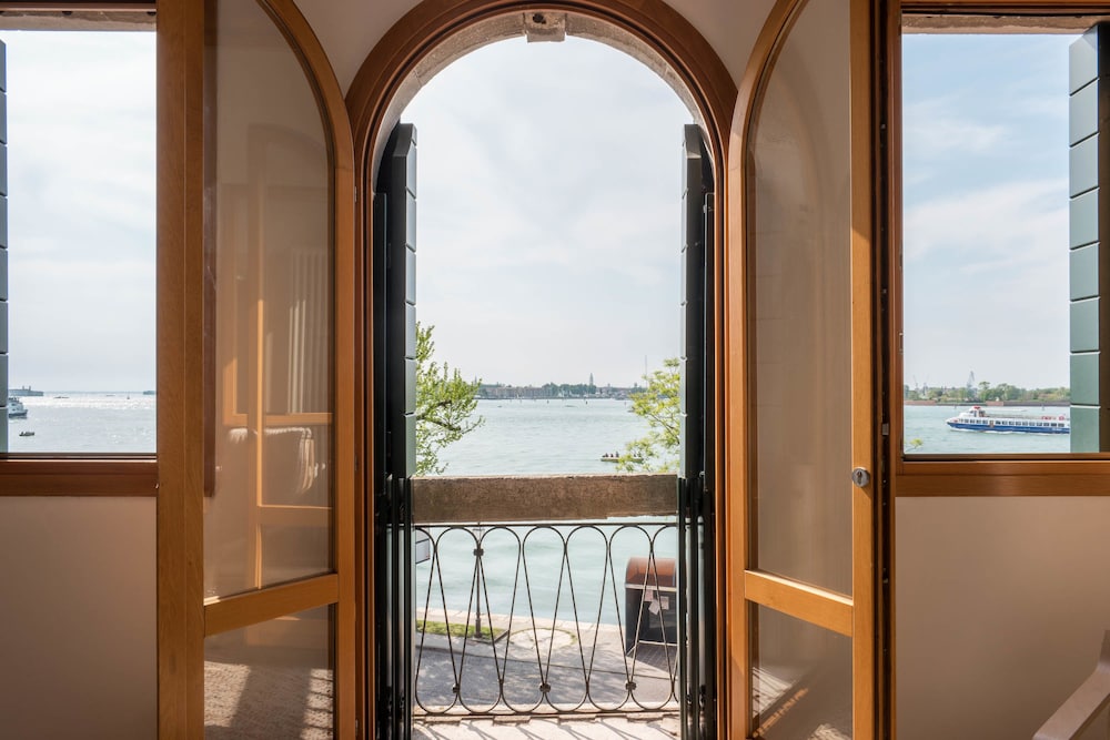 Ca' Nicoletto — 4-Star Luxury Hotel in Venice, Italy