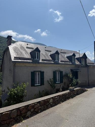 Chez Pascale - carbon neutral hotel in Unknown City