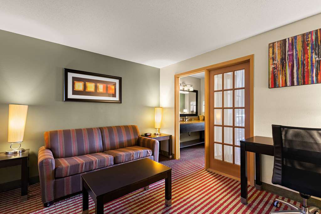 Best Western Germantown Inn - photo 16