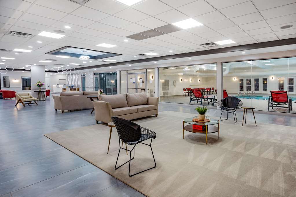 Ramada by Wyndham Hartford North Bradley Airport - photo 8