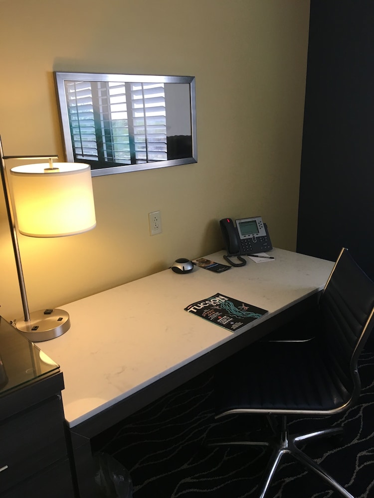 Desert Diamond Casino & Hotel - photo 4