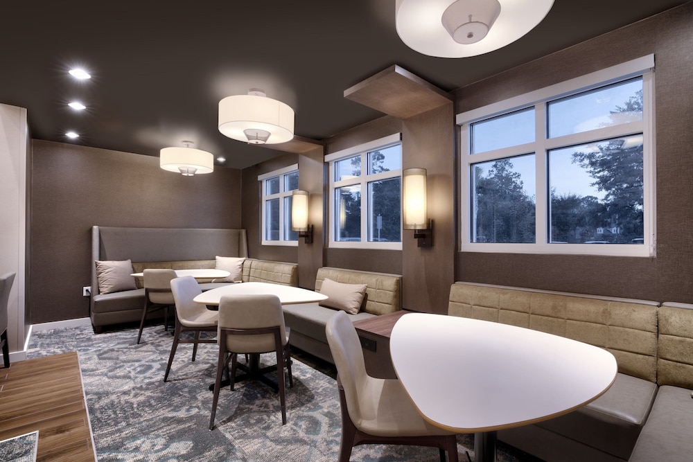 Residence Inn by Marriott Brunswick - photo 4
