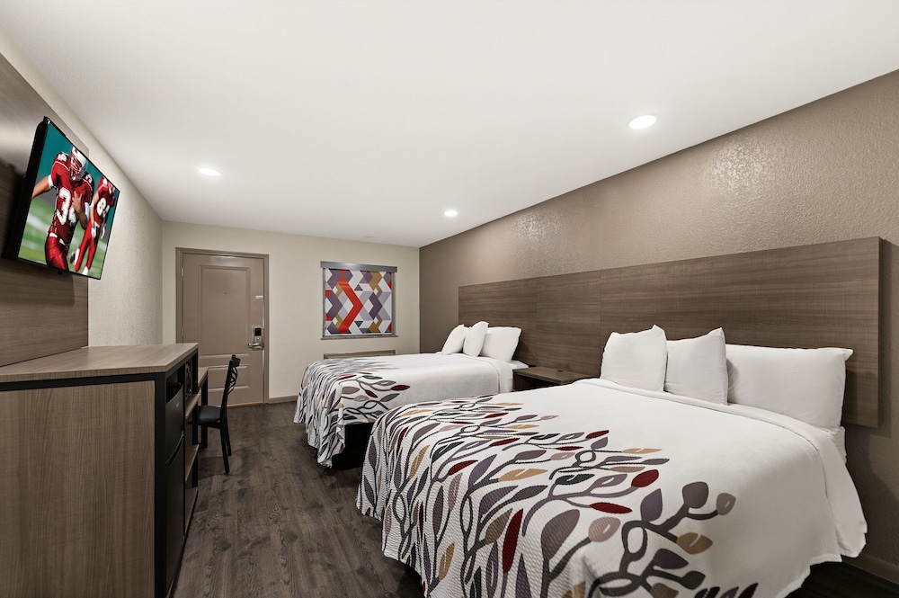 Red Roof Inn Nacogdoches - photo 8
