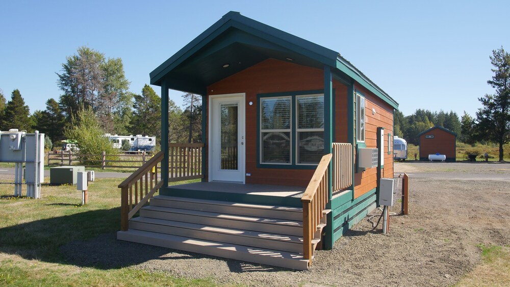 Silver Cove RV Resort - photo 9