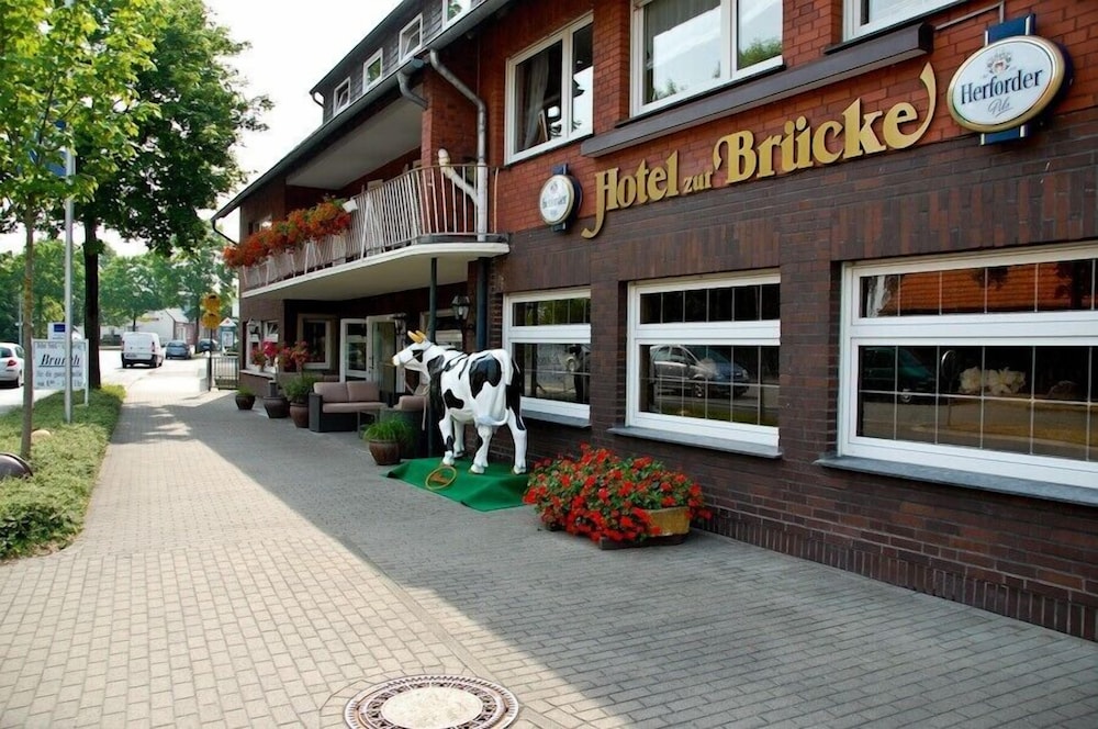 Hotel Zur Brücke — hotel in Harsewinkel