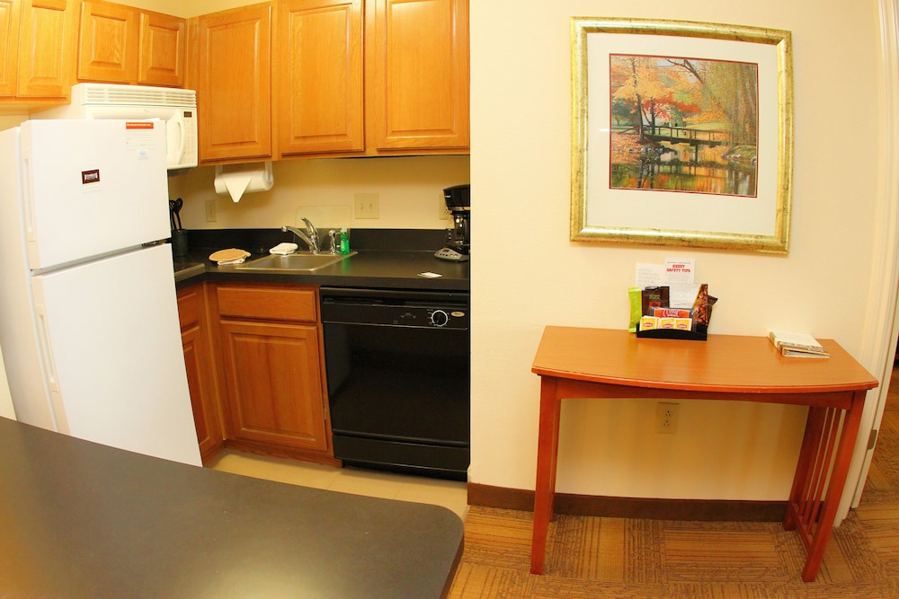 Staybridge Suites Houston Willowbrook by IHG - photo 10