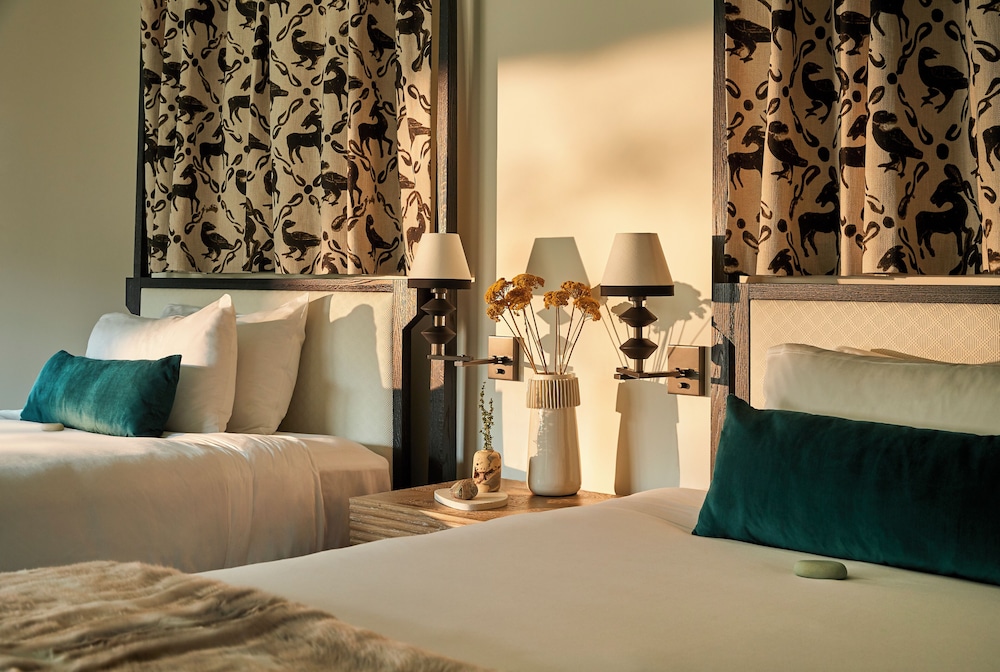 Madeline Hotel & Residences Auberge Collection - photo 49