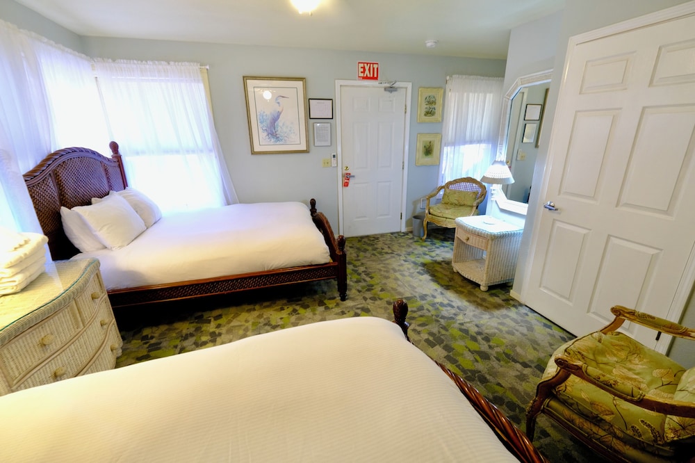Yosemite Bug Rustic Mountain Resort - photo 21