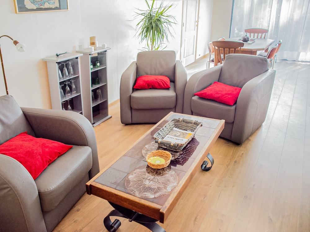 Captivating Cottage in Vielsalm near Forest — 4-Star Luxury Hotel in Vielsalm, Belgium