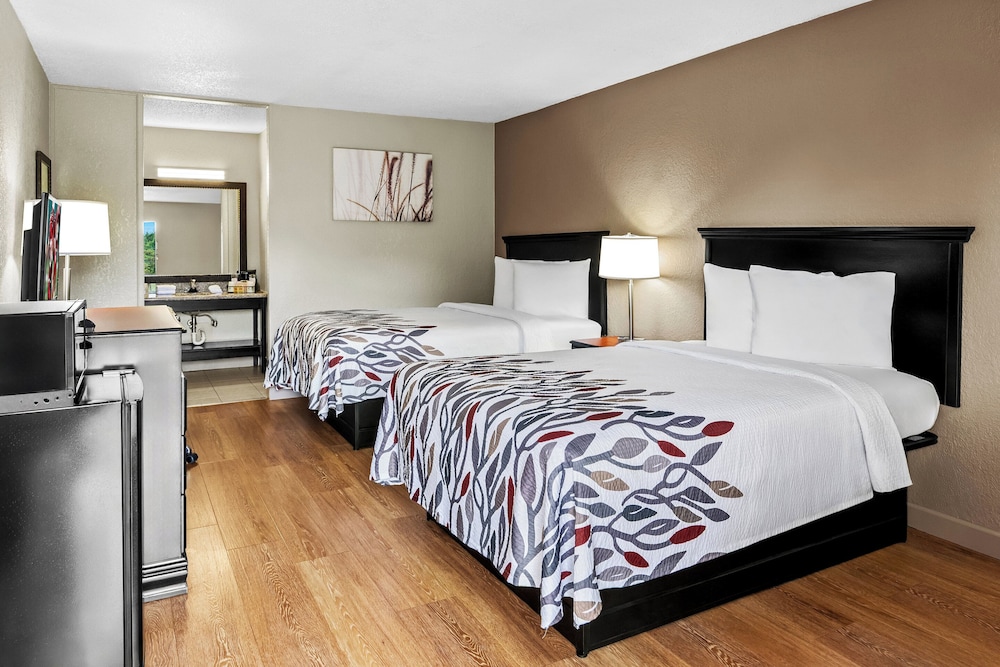 Red Roof Inn Hot Springs - photo 9