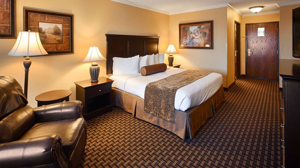 Best Western Plus Southpark Inn & Suites - photo 11