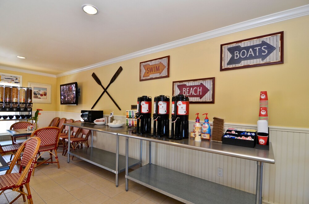Avila Lighthouse Suites - photo 33