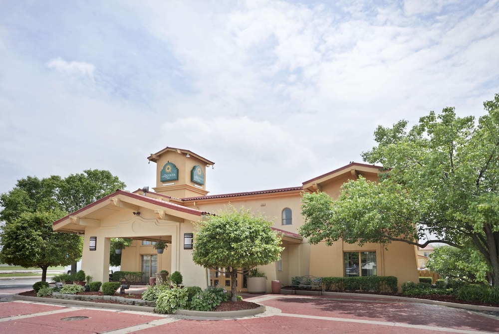La Quinta Inn Merrillville - photo 5