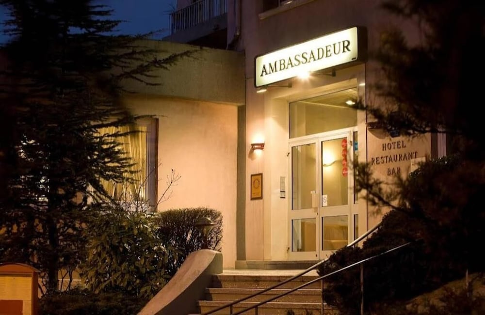 Les Ambassadeurs - last minute hotel in Saint-Chamond