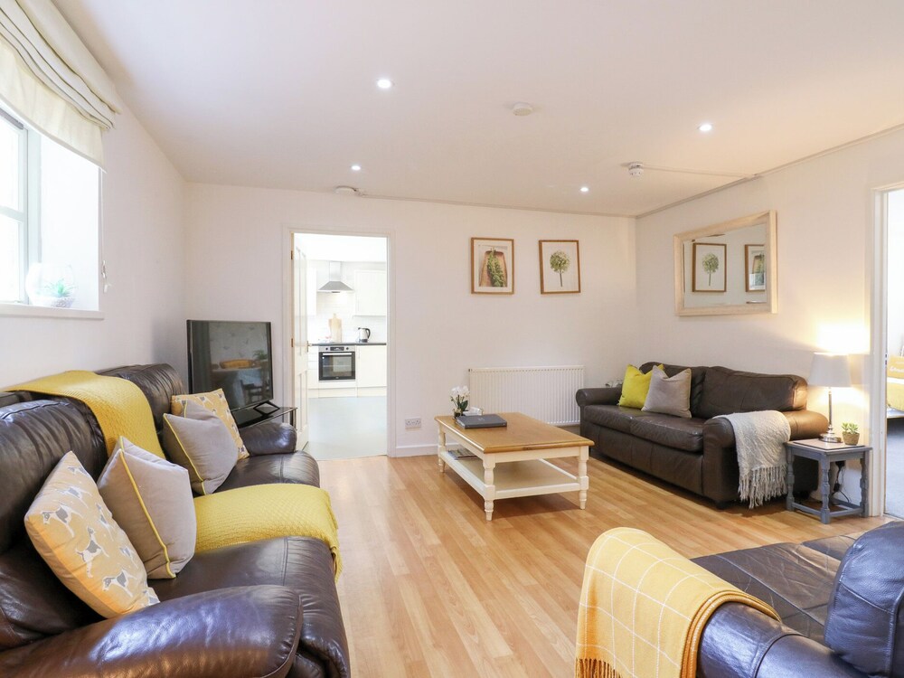 Bb House — 4-Star Luxury Hotel in Bedford, United Kingdom