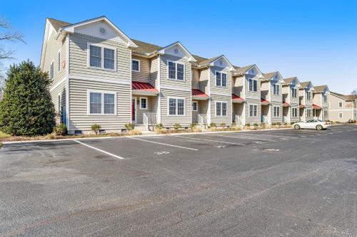 Oyster Bay Villas 20411 Jeb Dr Unit #37 — 4-Star Luxury Hotel in Rehoboth Beach, United States