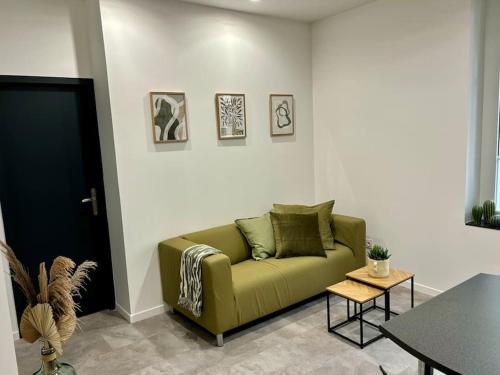 L'olivier Calme Chaleureux Proche Transports - carbon neutral hotel in Lyon