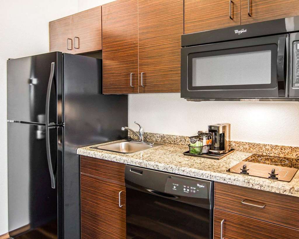 MainStay Suites Lufkin - photo 18