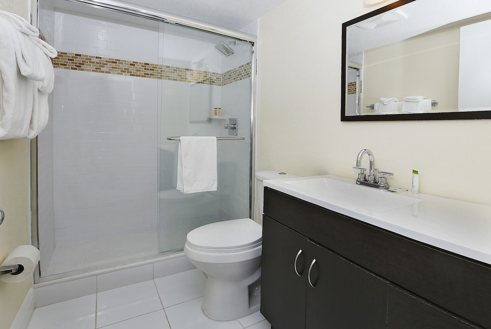 Chateau Mar Beach Resort - photo 29